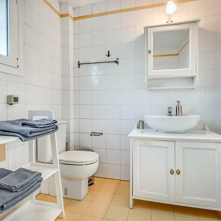 Our House Hébergement de vacances Kanálion